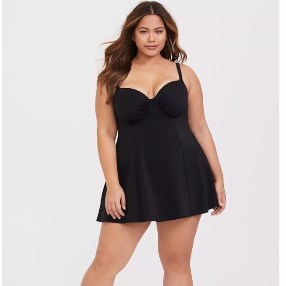 TORRID Push-Up Demi Skater Swim Dress Black Sz 4X NWT {UU18} - Picture 1 of 4
